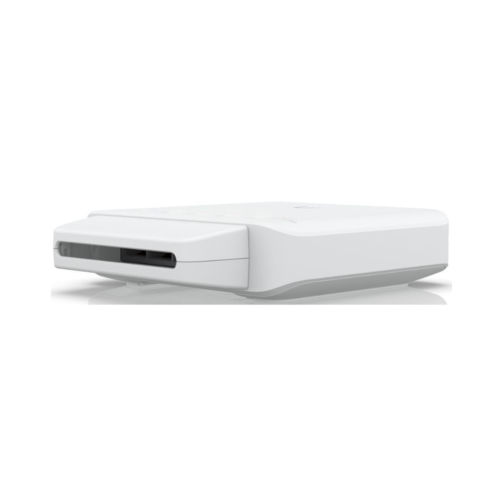 Ubiquiti UniFi 5 Port PoE L2 Ethernet Switch With 4x GbE PoE+ and 1x GbE PoE++ Input Port For Power 1